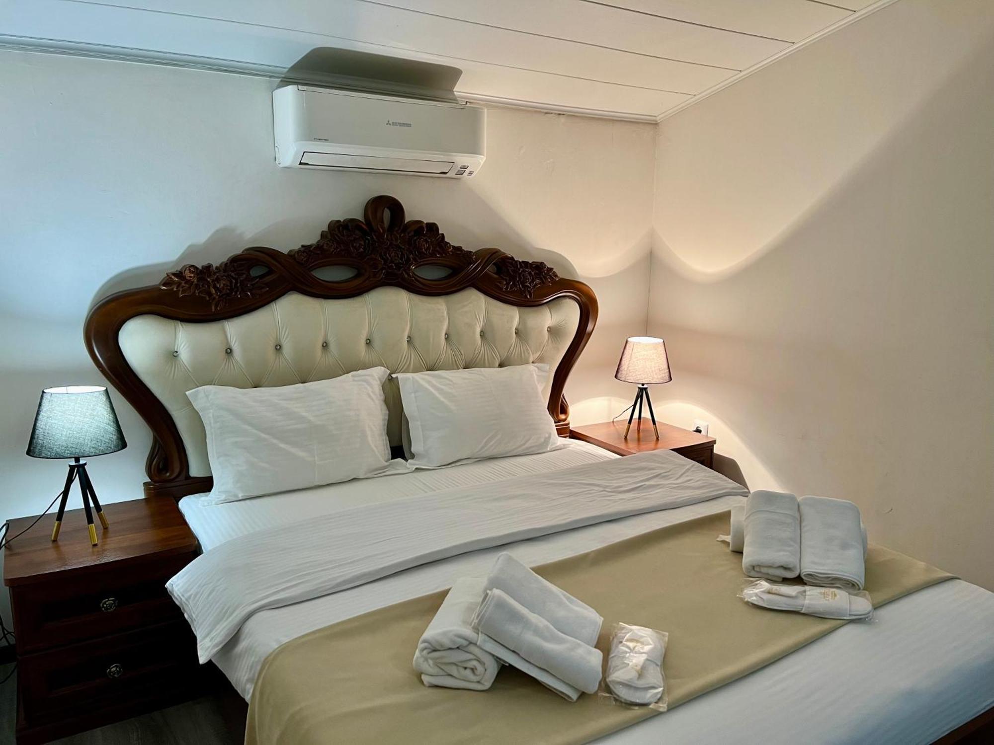 Family Hotel Γιερεβάν Εξωτερικό φωτογραφία