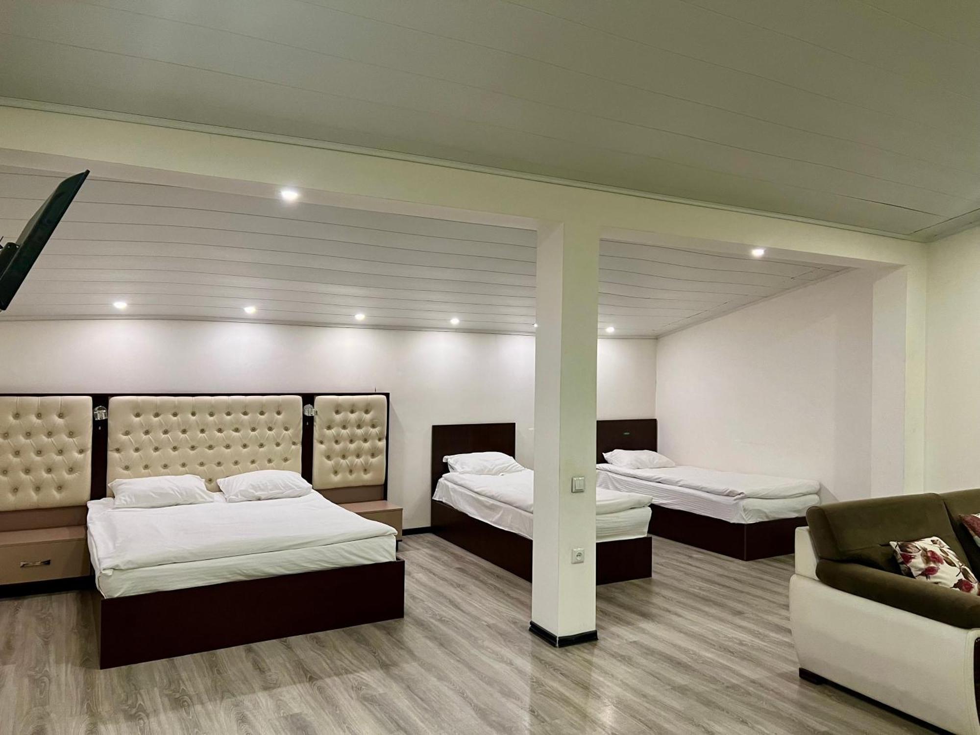 Family Hotel Γιερεβάν Εξωτερικό φωτογραφία